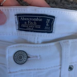 Abercrombie jeans